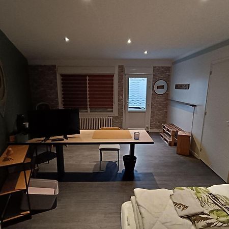 Chambre Avec Entree Privative Plemet Exterior photo